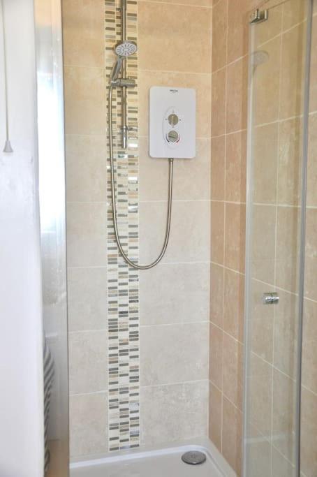 Stunning Annexe 1 Luxury Bedroom, Eating Area & Bathroom Only! Truro Zewnętrze zdjęcie